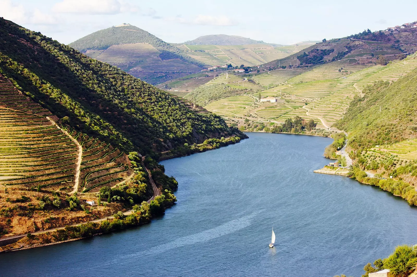 Portugisiskt vin och wellness i Dourodalen