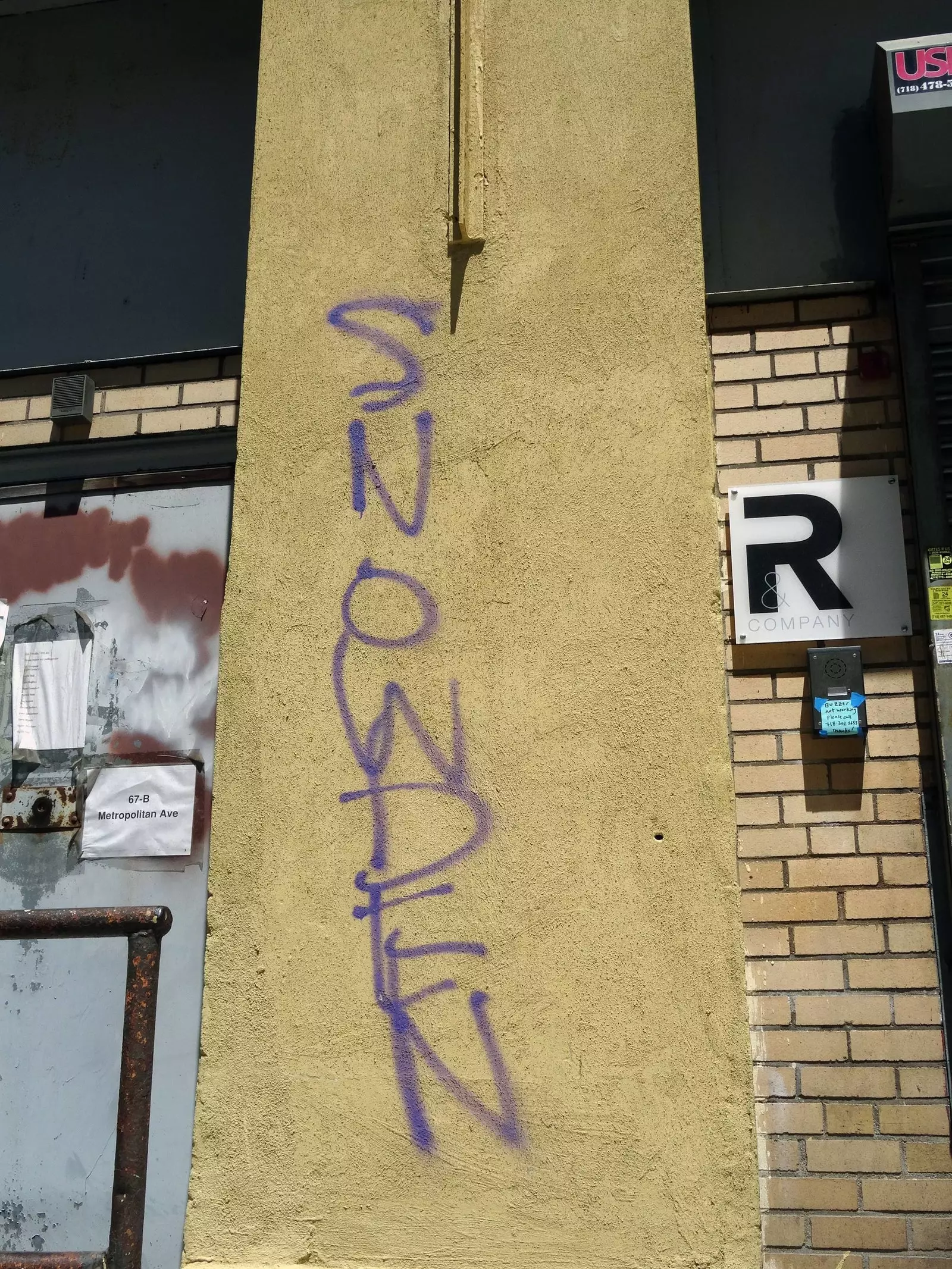 Graffiti 'Snowden' in Brooklyn