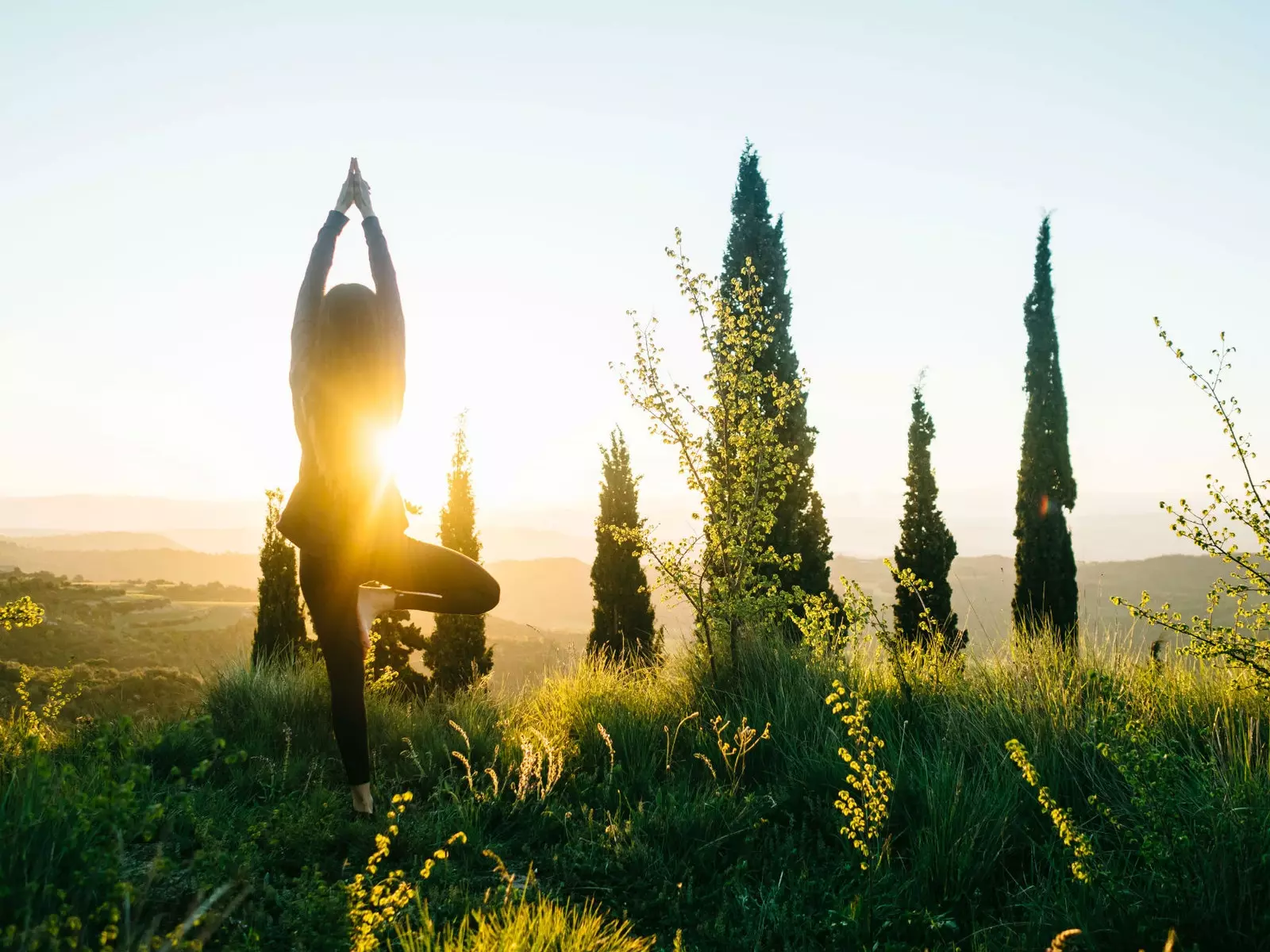 Yoga ya kuponya mwili na akili huko La Garriga de Castelladral.