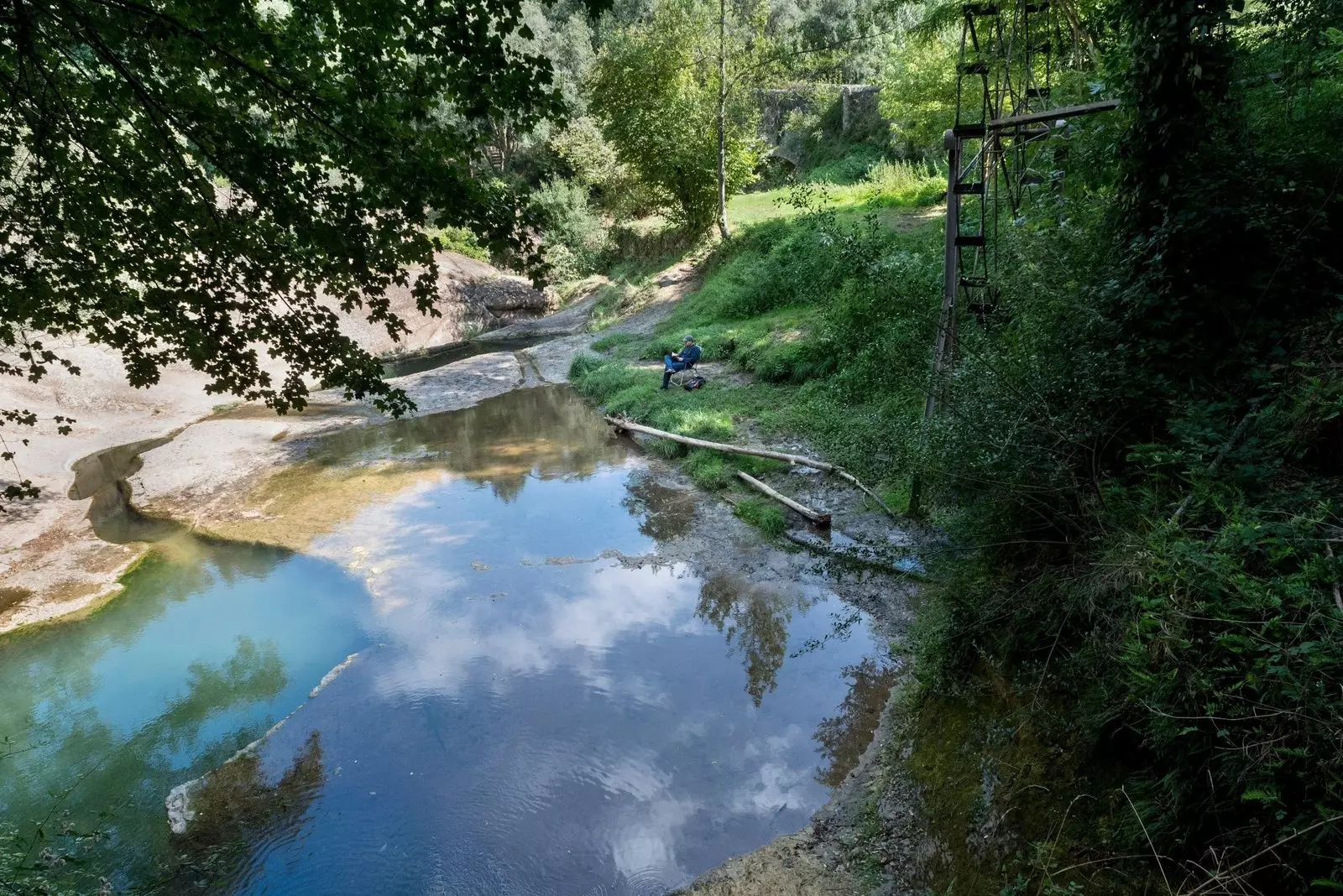 Vodnjak stolpa.