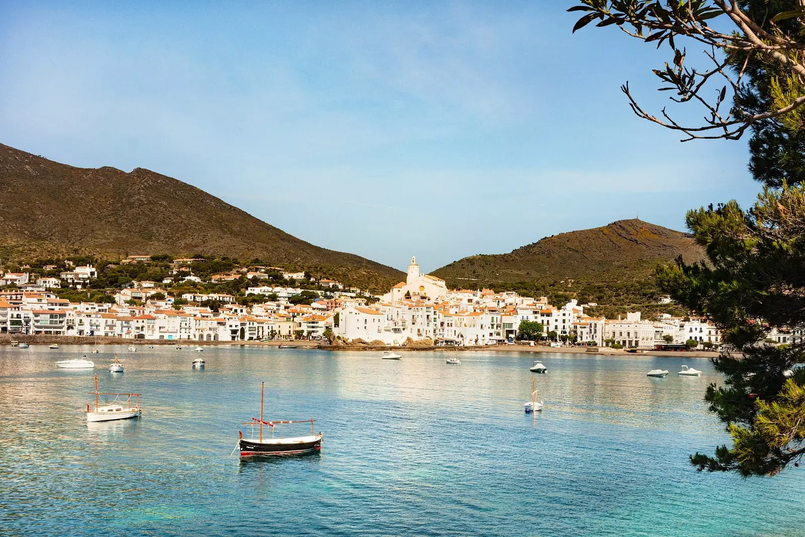 Cadaqus en af de smukkeste landsbyer i Spanien