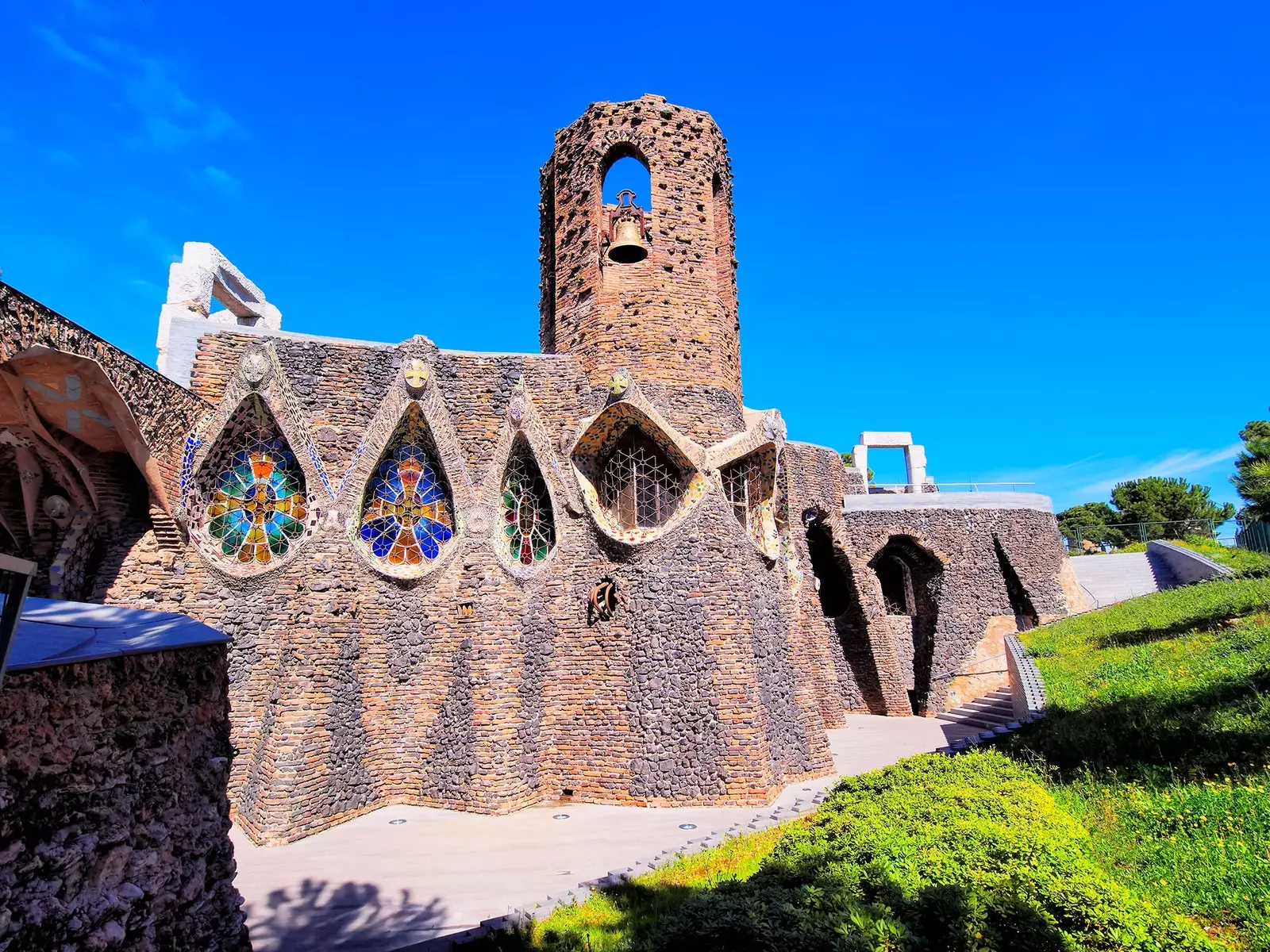 Colonia Güell bažnyčia