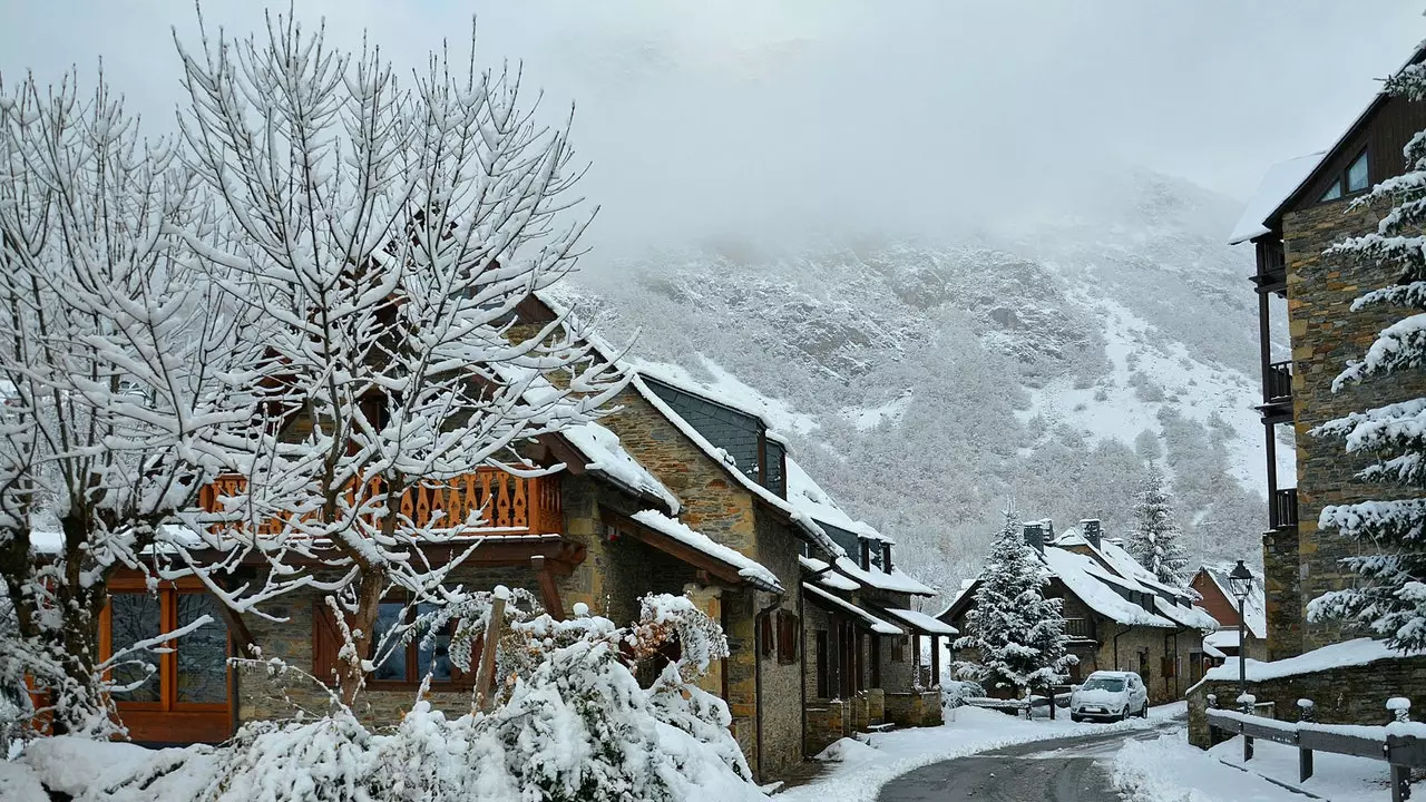 Valle de Arán: yamaçların ötesindeki planlar