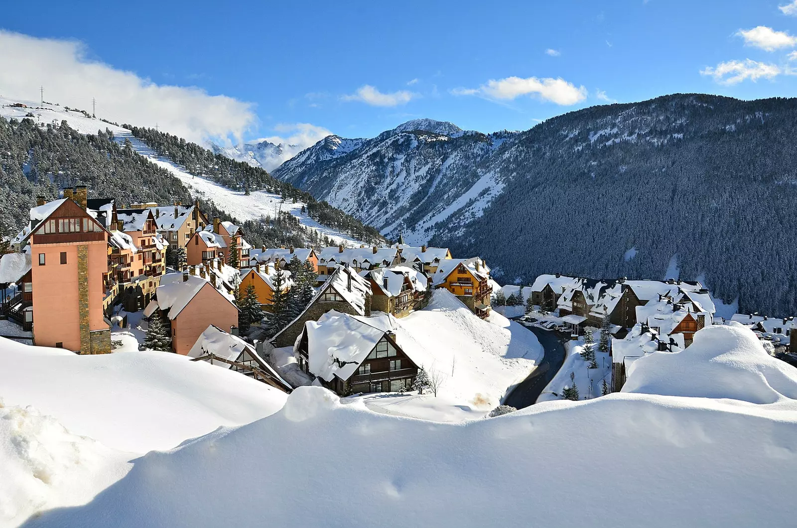 Baqueira zem sniega