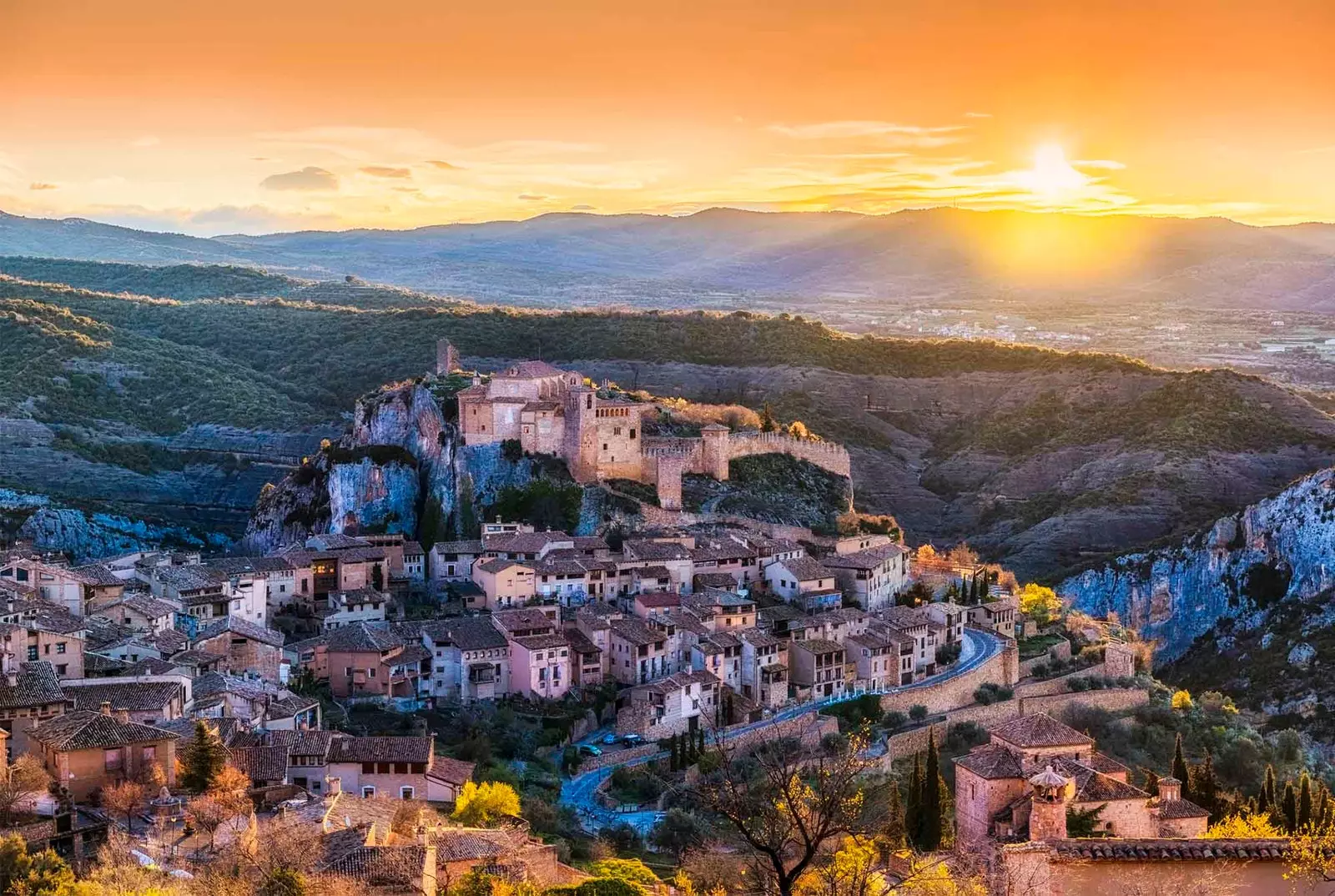 vue panoramique d'Alquzar au coucher du soleil