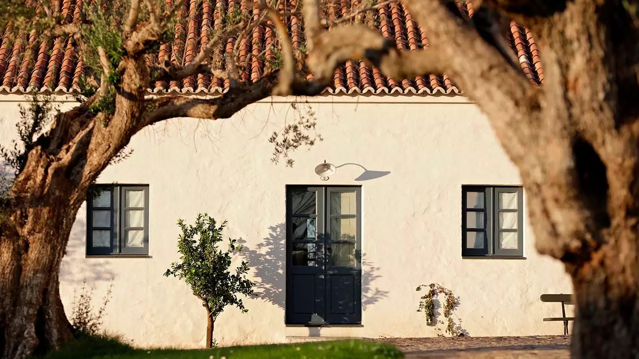 Fënnef Destinatiounen (a sechs Hoteler) fir en Alentejo Summer