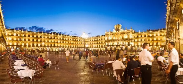 Vermút na námestí Plaza Mayor