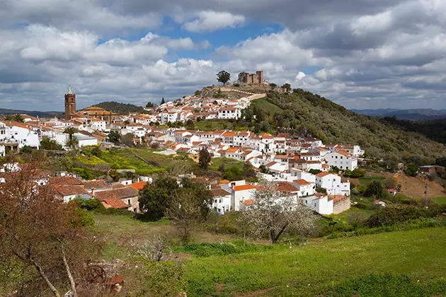 Aracena mesto z razglednic