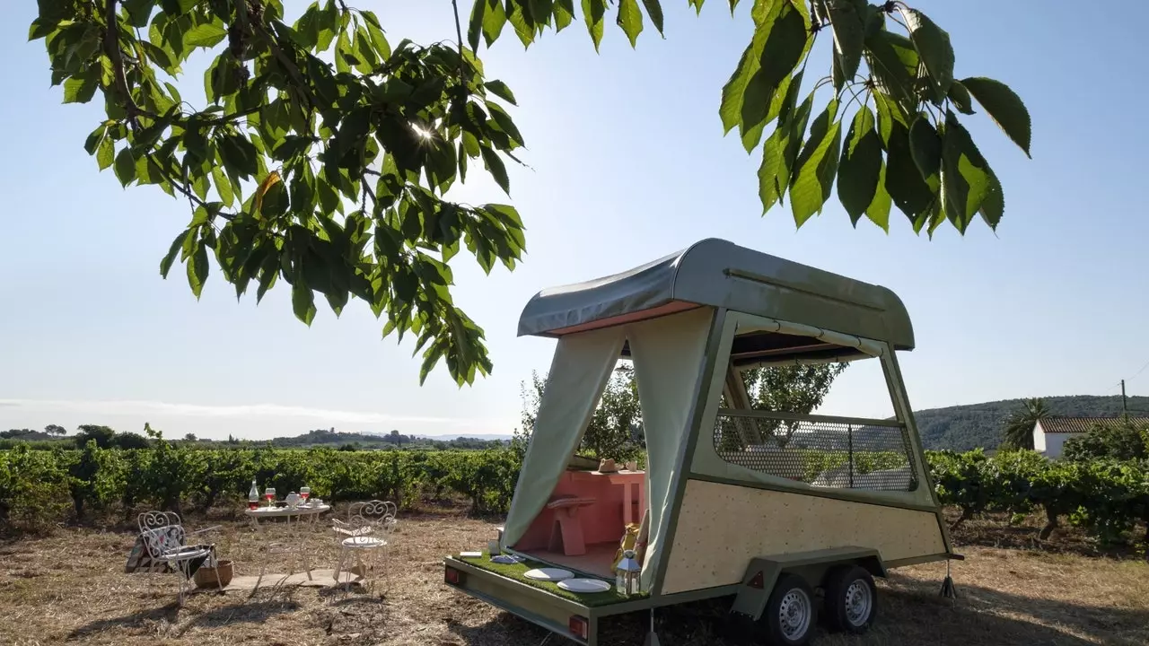 Met deze eco-suite op wielen bezoekt u de mooiste wijngaarden van Penedés