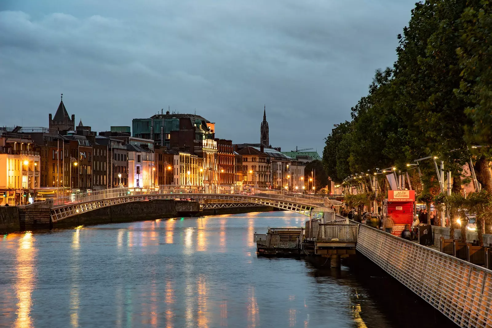 Penny Bridge v Dubline