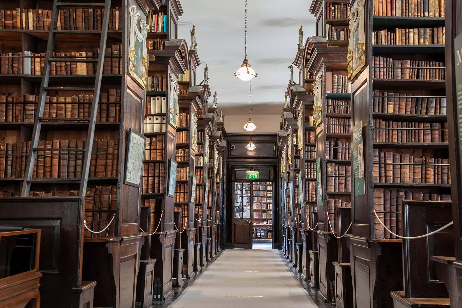 Knižnica Dublin Marsh Library