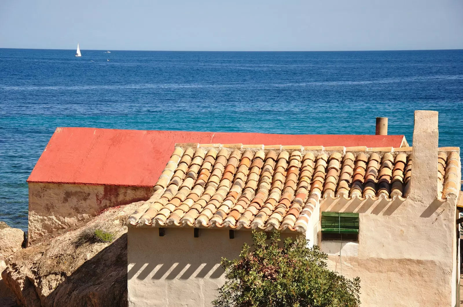 Rumah nelayan di Cala Llebeig Alicante.