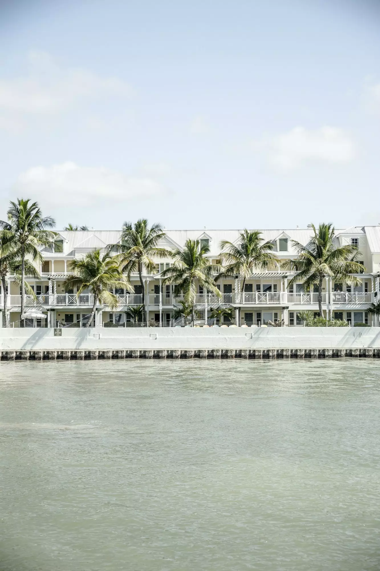 Key West'teki Viktorya tarzı ahşap evlerin tipik mimarisi.