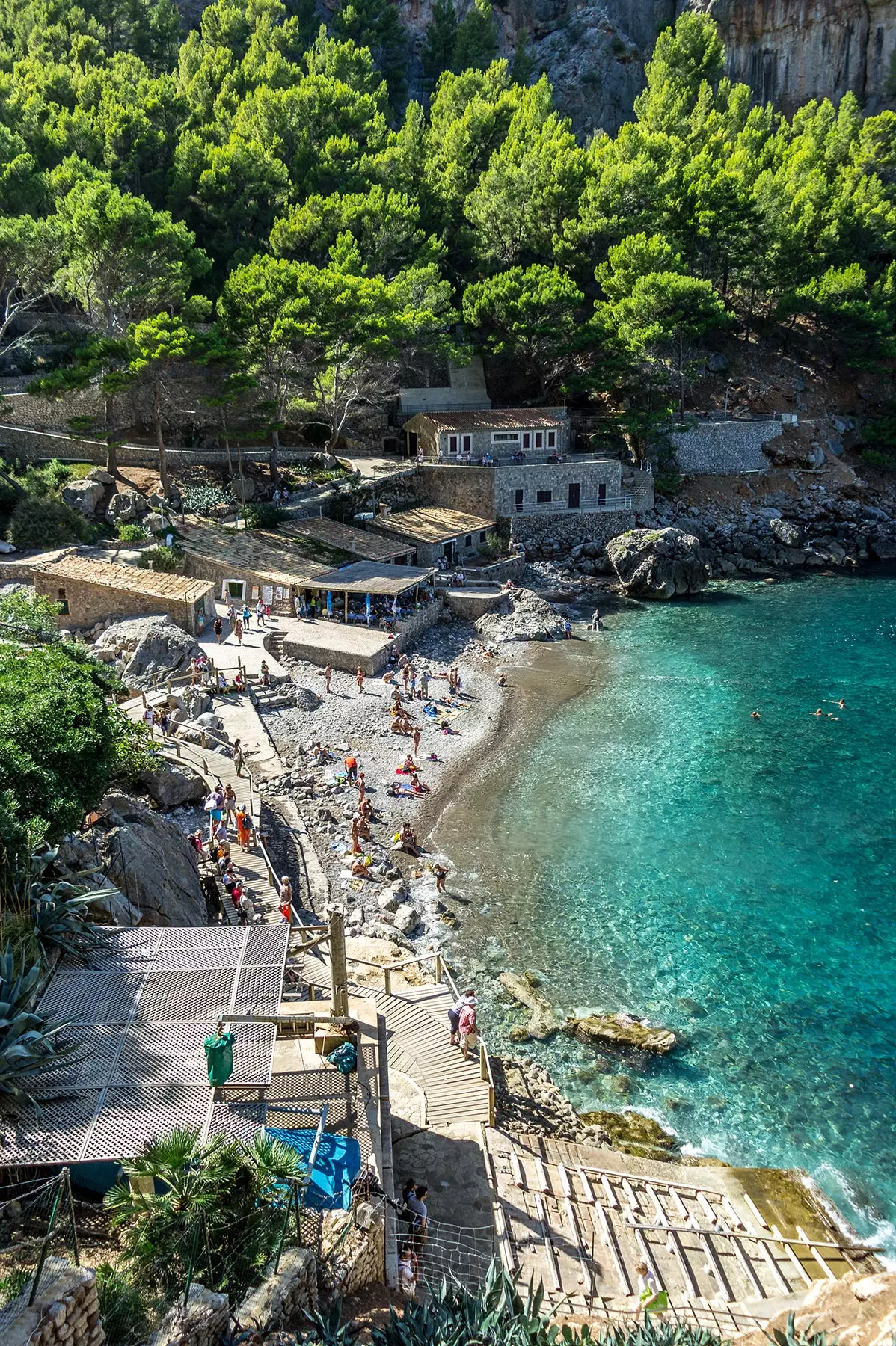 La cala del petit poble de Sa Calobra