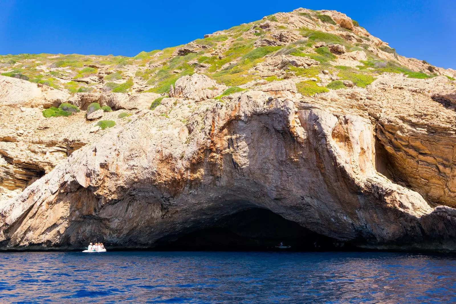 La Grotta Azzurra di Cabrera