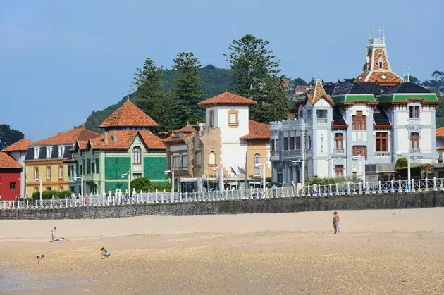 Ribadesella Beach