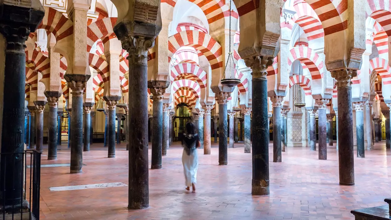 De Camino de Santiago a Córdoba, déi spuenesch Destinatiounen déi d'New York Times recommandéiert 2021 ze besichen