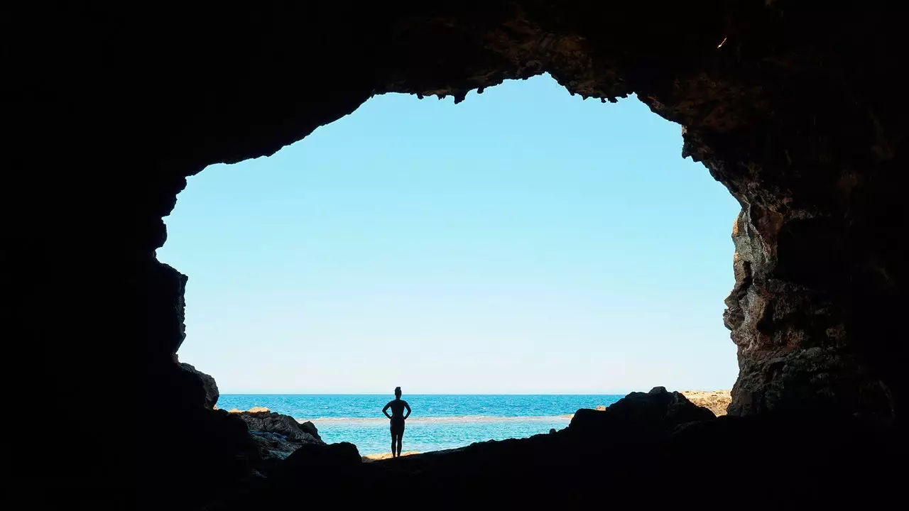 Cova Tallada ve Costa Blanca'daki gizli banyolar