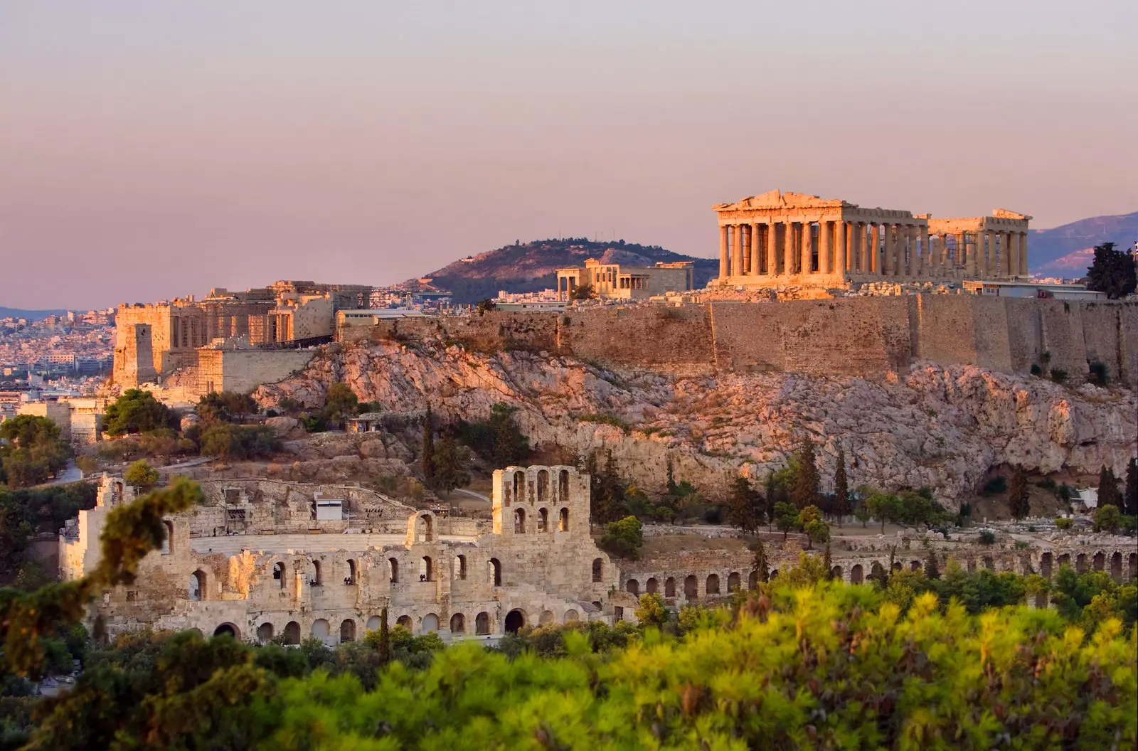 Il-Greċja terġa’ tiftaħ għat-turiżmu fil-15 ta’ Mejju