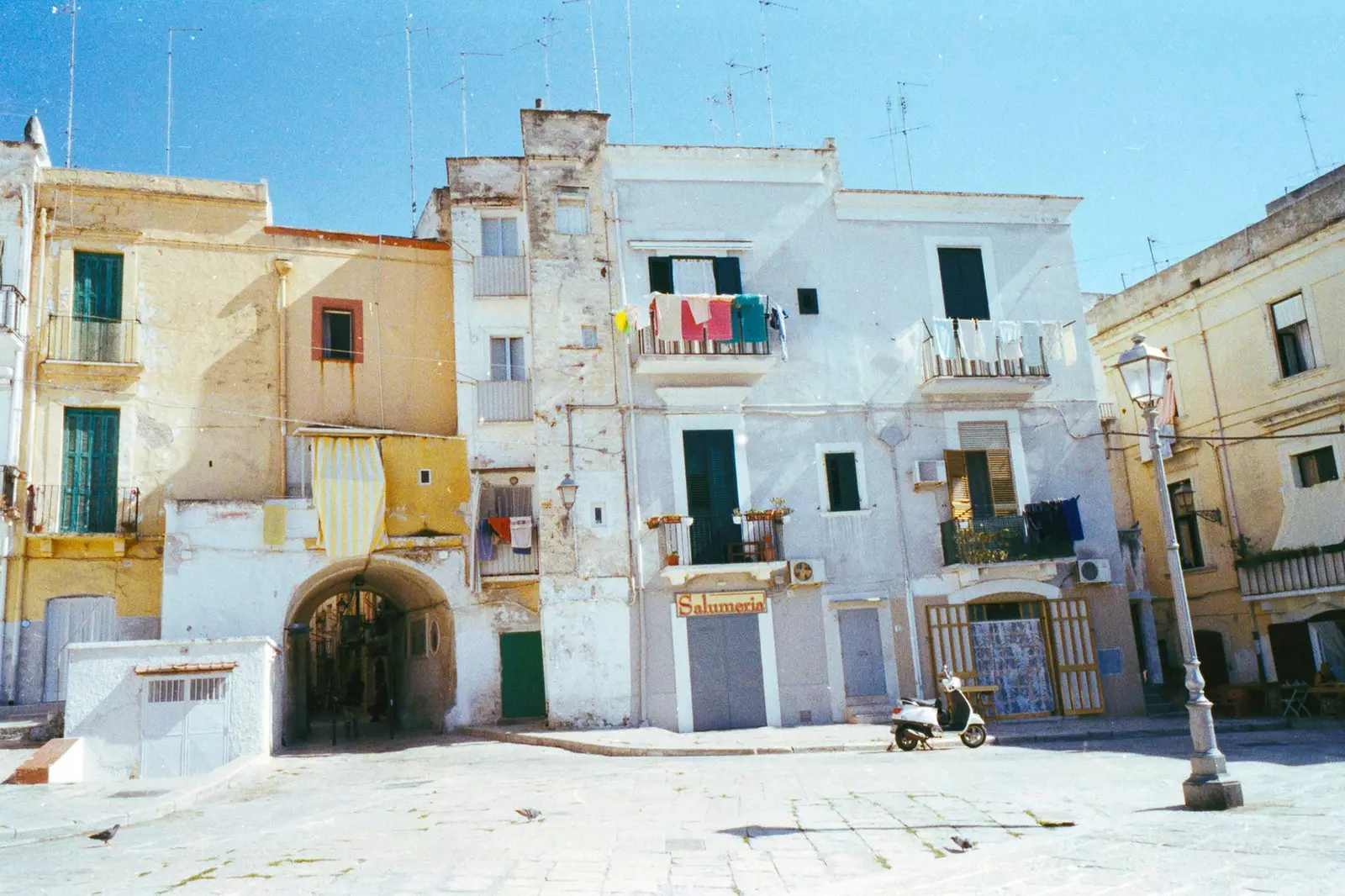 Bari tất cả sự quyến rũ của Puglia