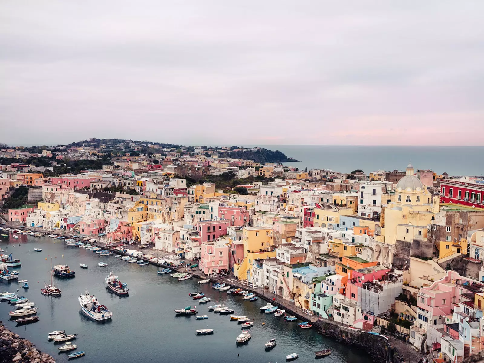 Procida жана Ischia