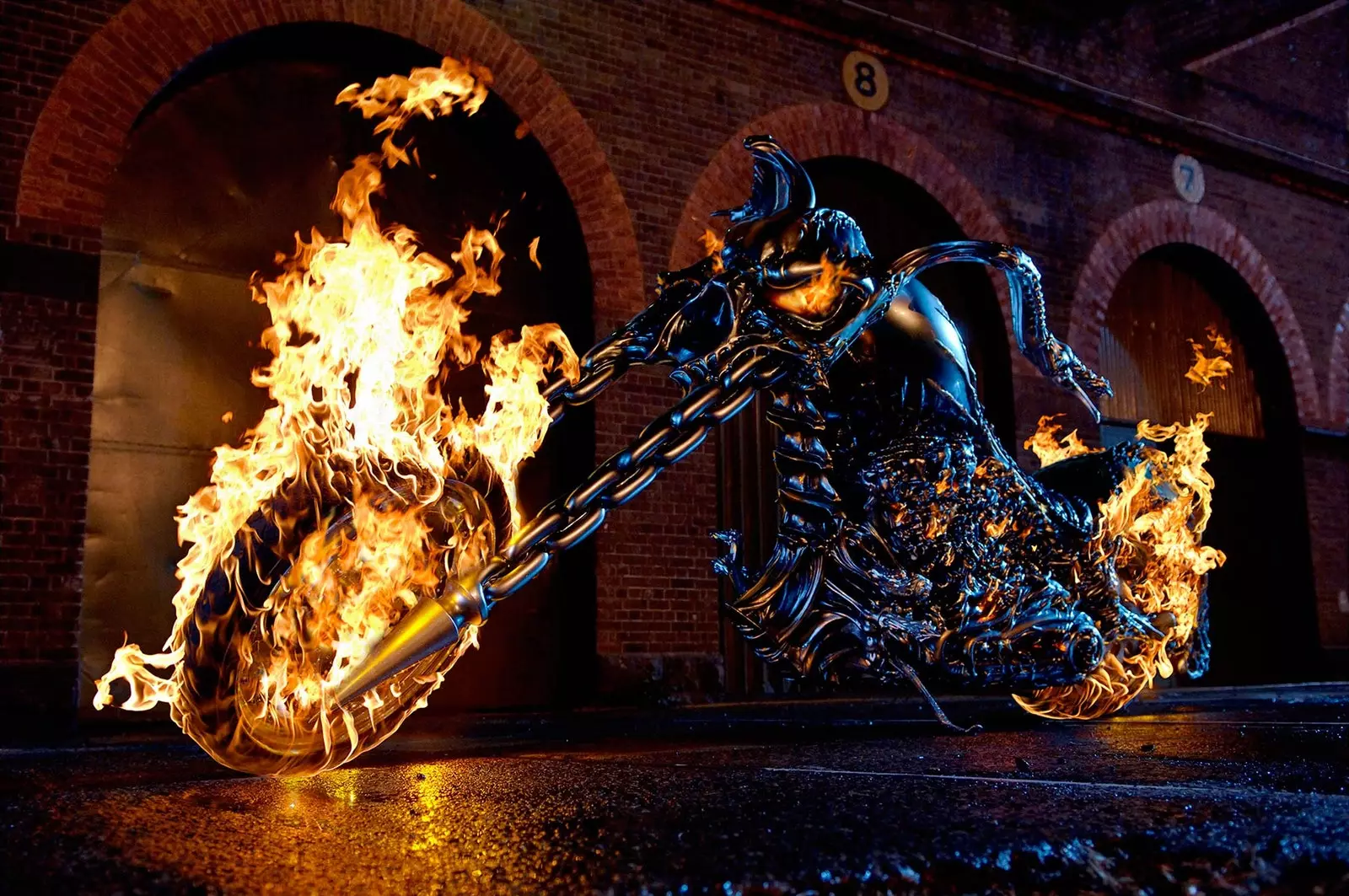 Tady je kolo z 'Ghost Rider'