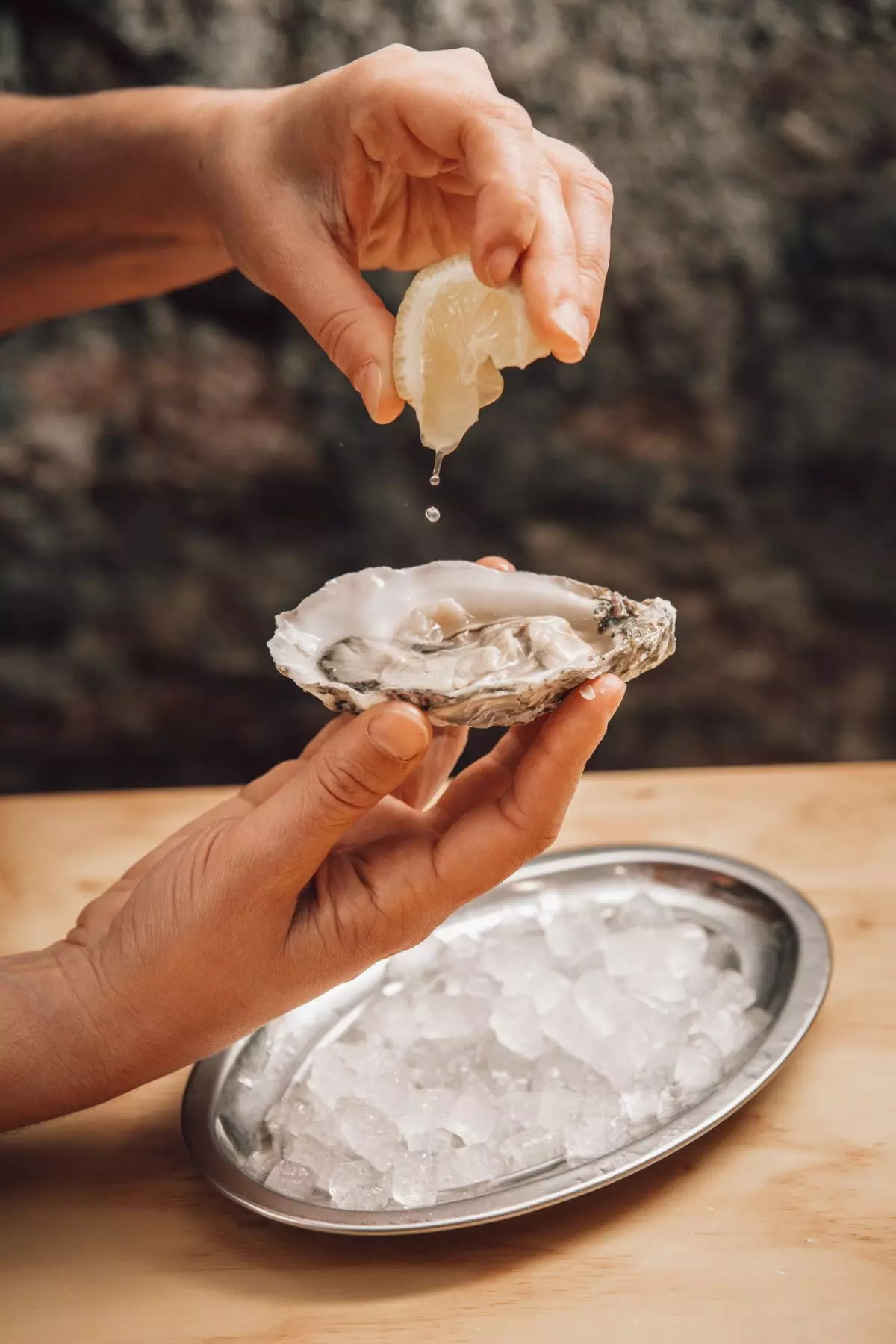 Oyster από το Vertical Wine Bar Shop