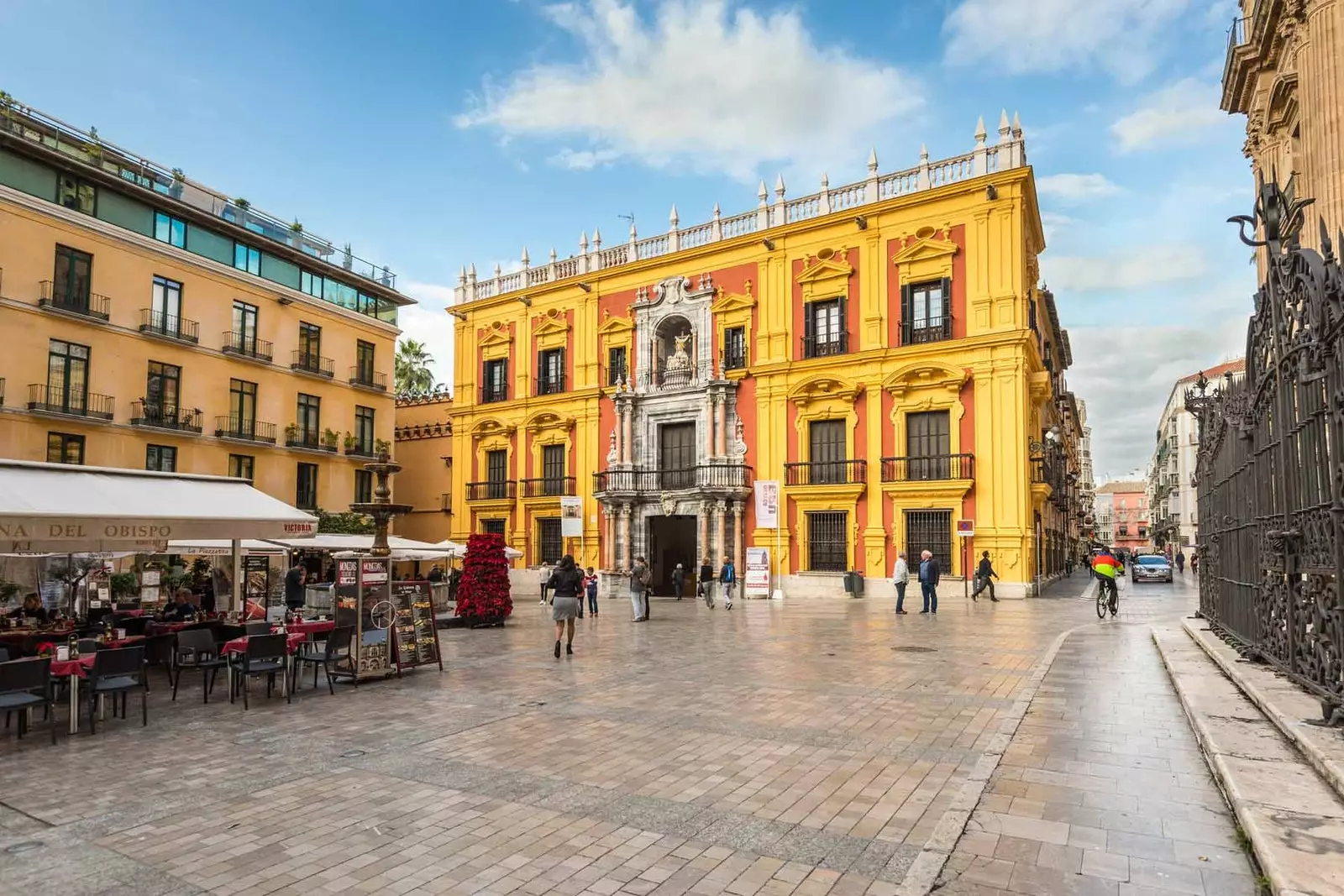 plaça del bisbe malaga