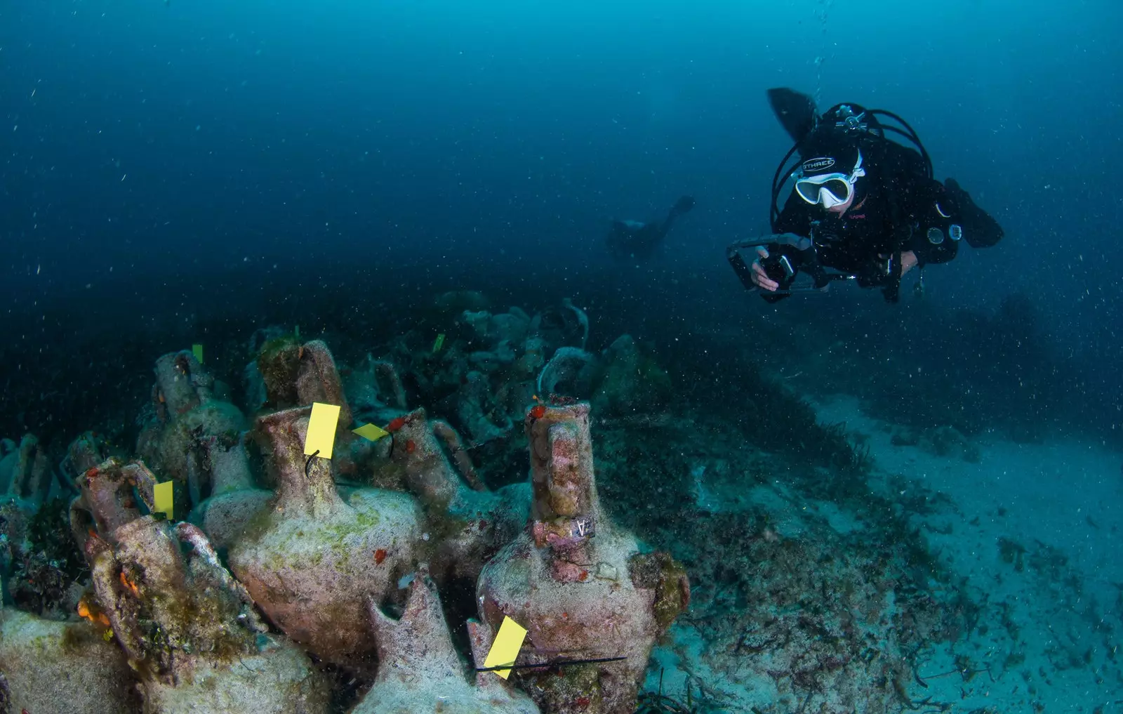 したがって、ギリシャで最初の水中博物館である