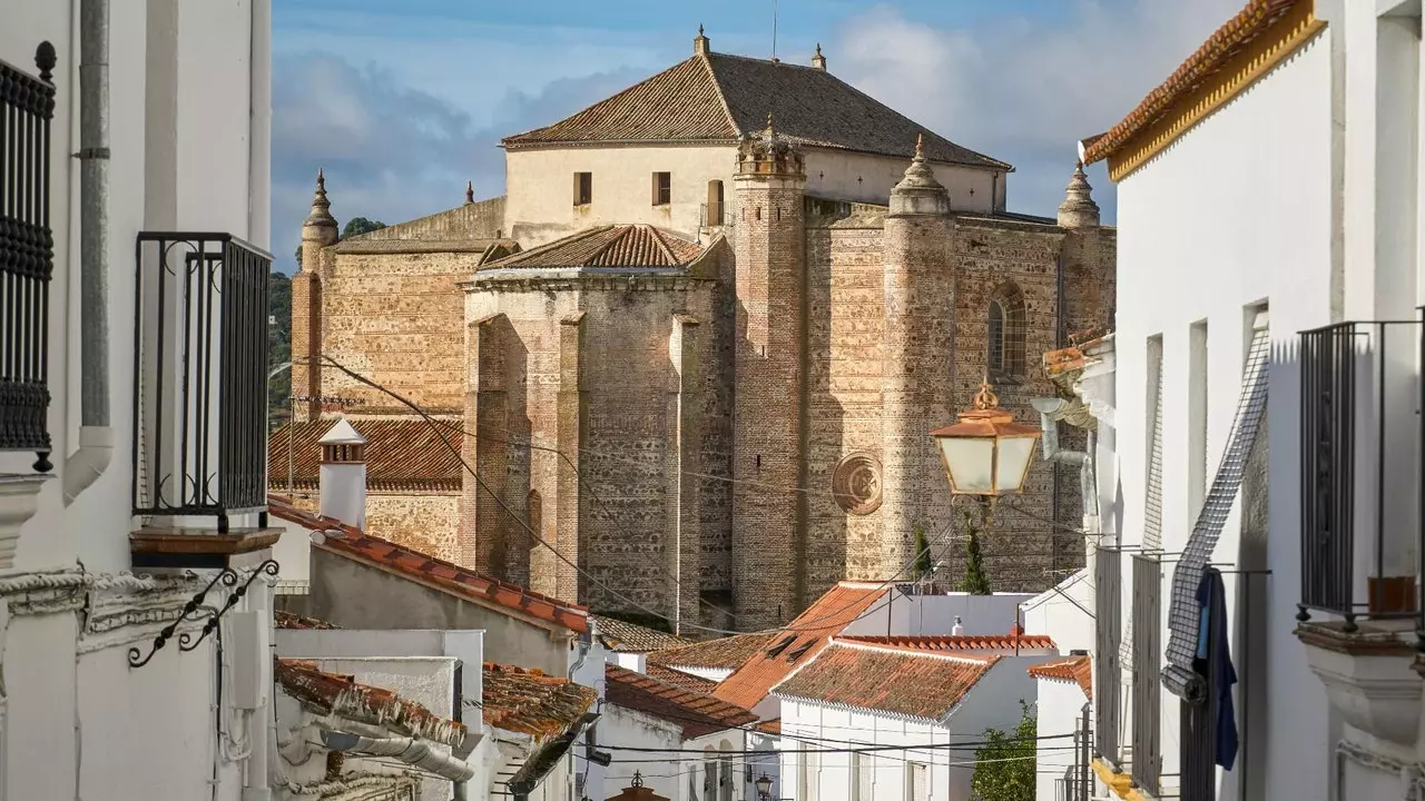 Cazalla de la Sierra: Flucht in die Sierra Norte de Sevilla