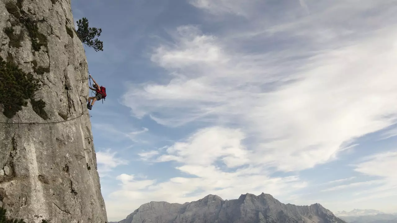 Es gibt einen Klettersteig für jeden Abenteurertyp