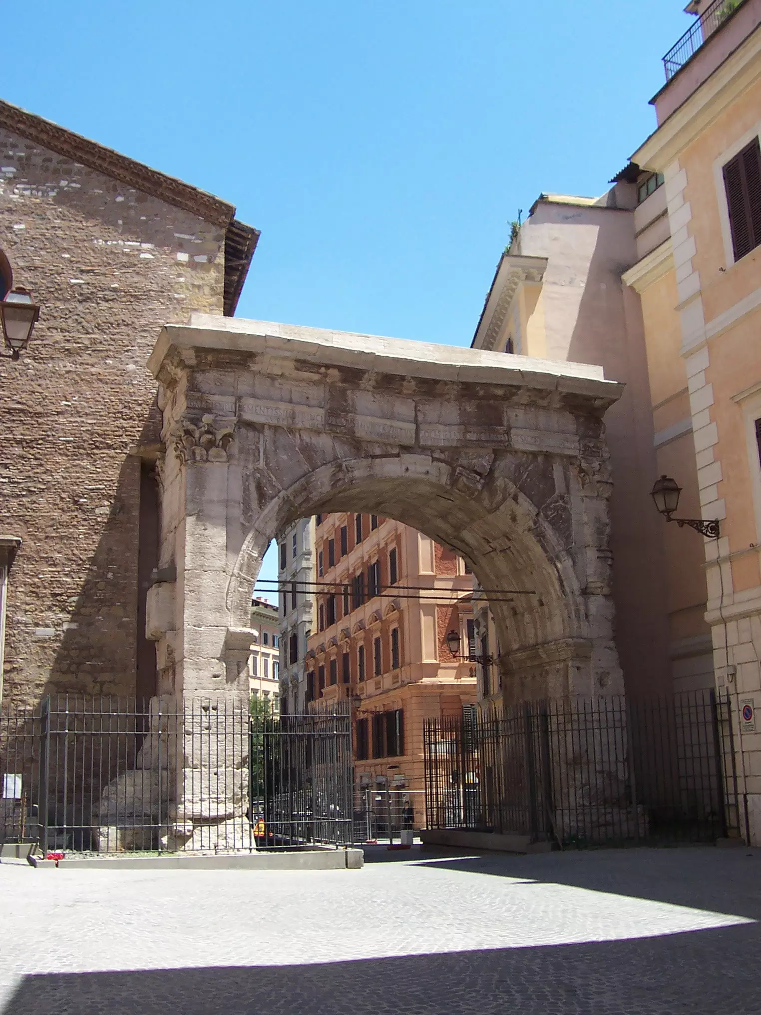 Gallienus Arch