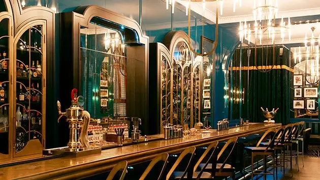 Hotel Alfonso XIII hides this wonderful art deco style bar