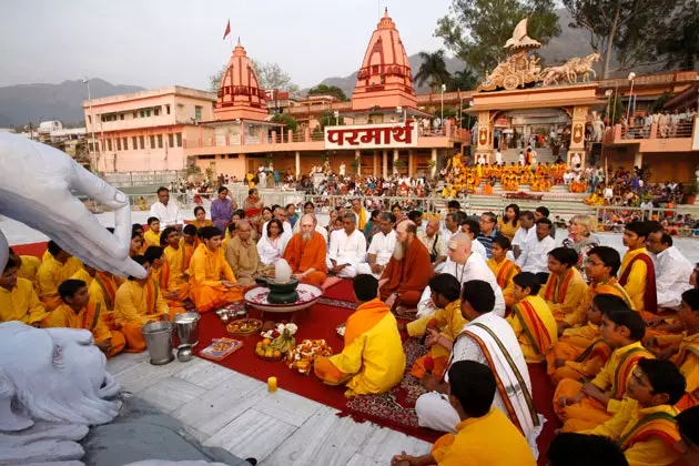 Rishikesh의 연례 요가 축제