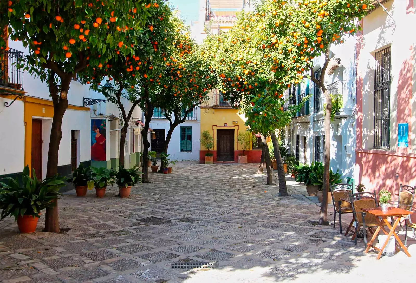 torget i Barrio de Santa Cruz i Sevilla