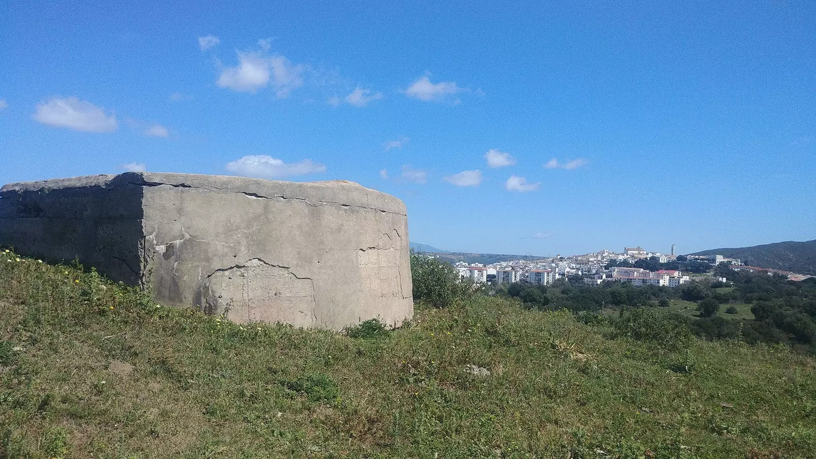 Zid ožine, ko so bunkerji osvojili Cdiz