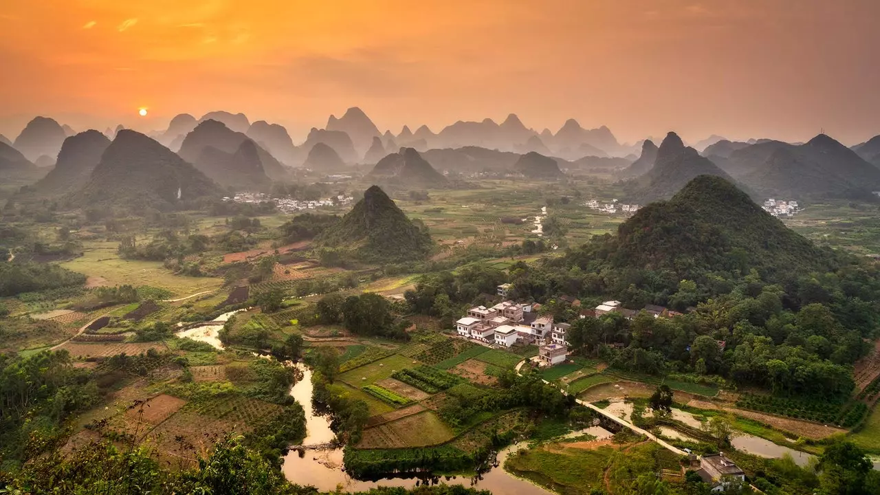 Yangshuo, toiset maisemat Kiinan maaseudulla