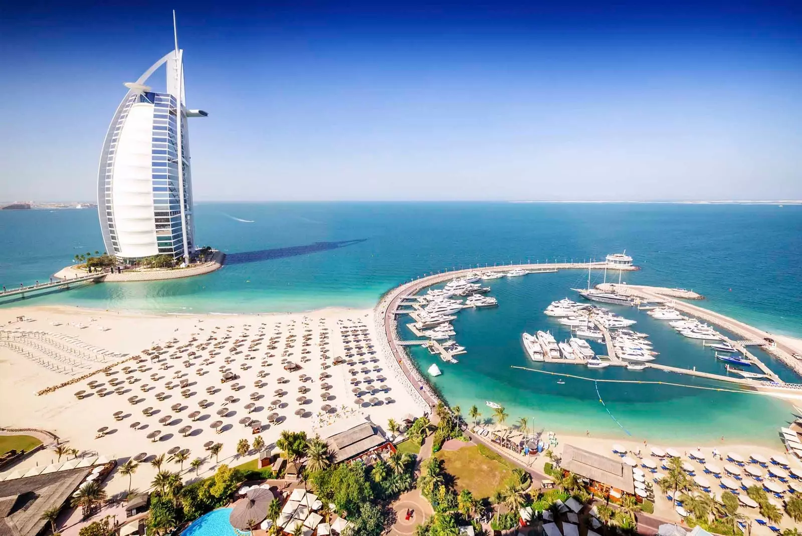 Hotel Burj Al Arab a dubajský prístav