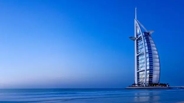 Det højeste hotel i verden og andre hyperboler i Dubai