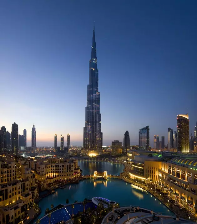 Armani Hotel er í hæstu byggingu í heimi, Burj Khalifa.