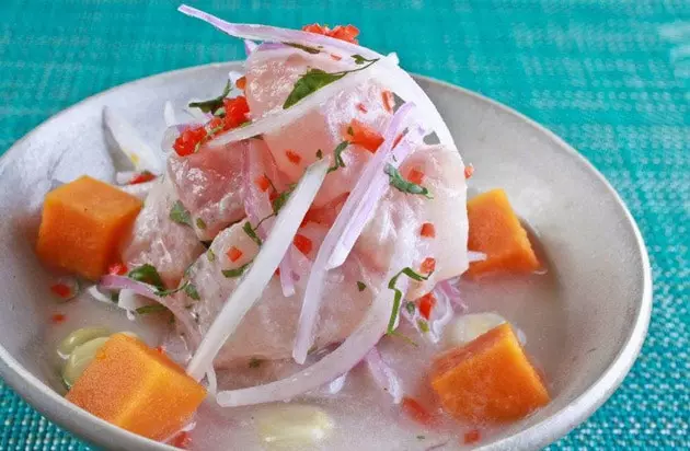 Гастон Акуриодон келген ceviche