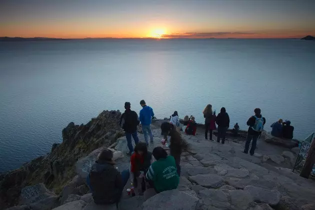 Lebdeči na jezeru Titicaca eko hotel v gibanju