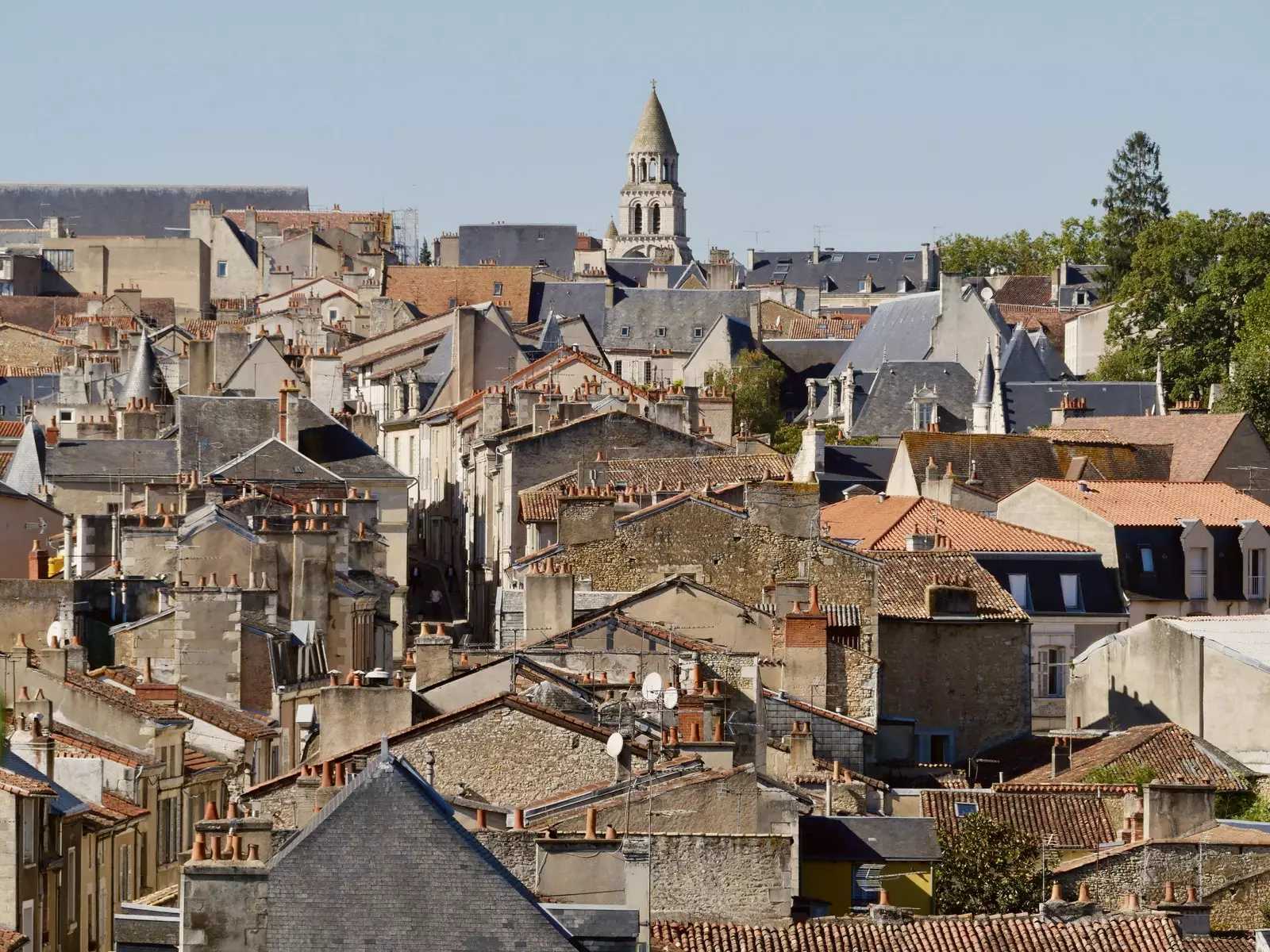 NotreDamela Grande Poitiers