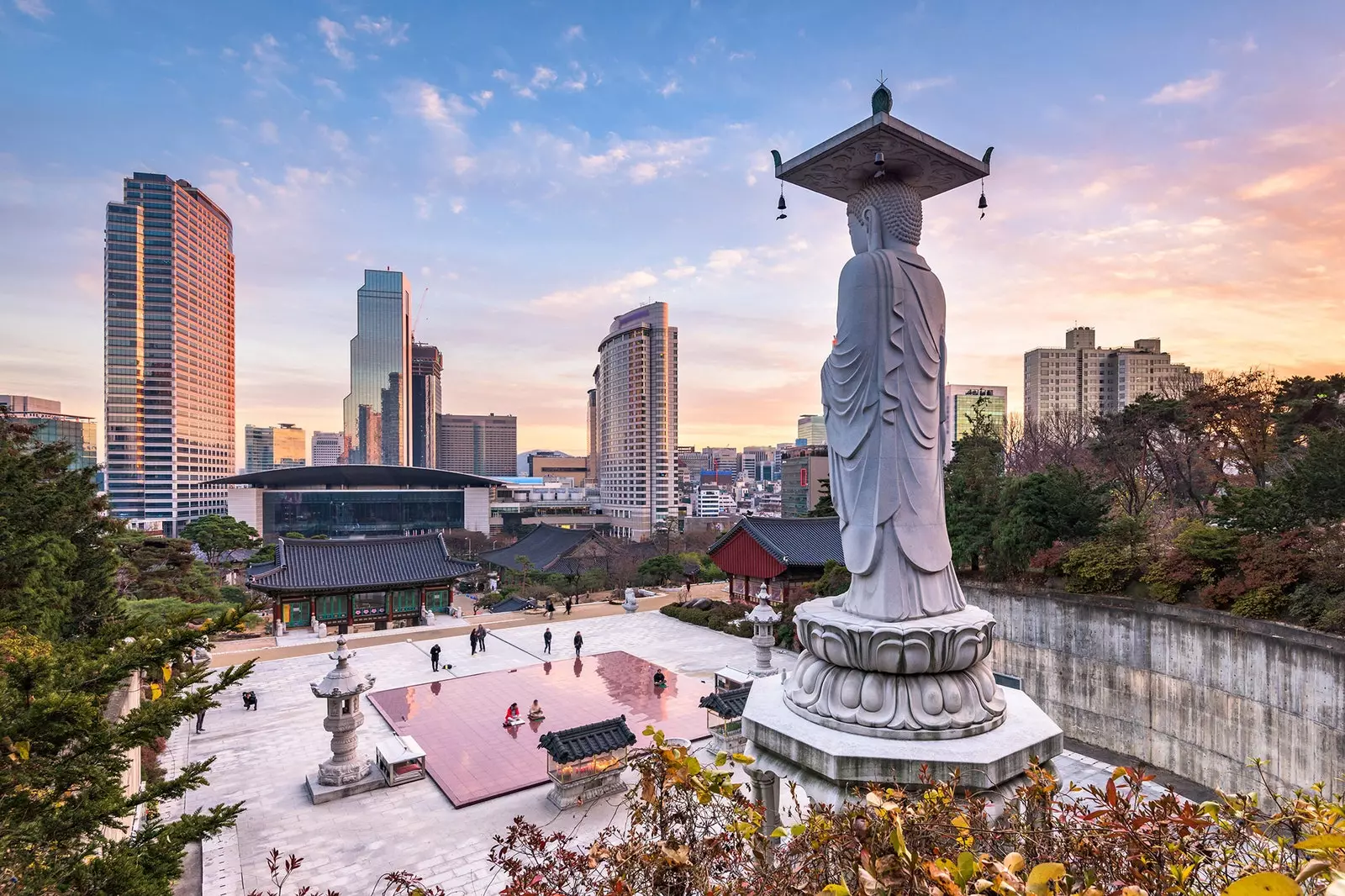 Flyfoto av et av hovedtorgene i Seoul.