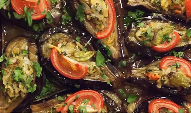 A plate of aubergines at Açik Mutfak