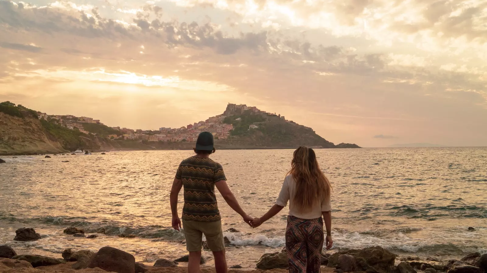 Esther Bonito und Alain López auf Sardinien.