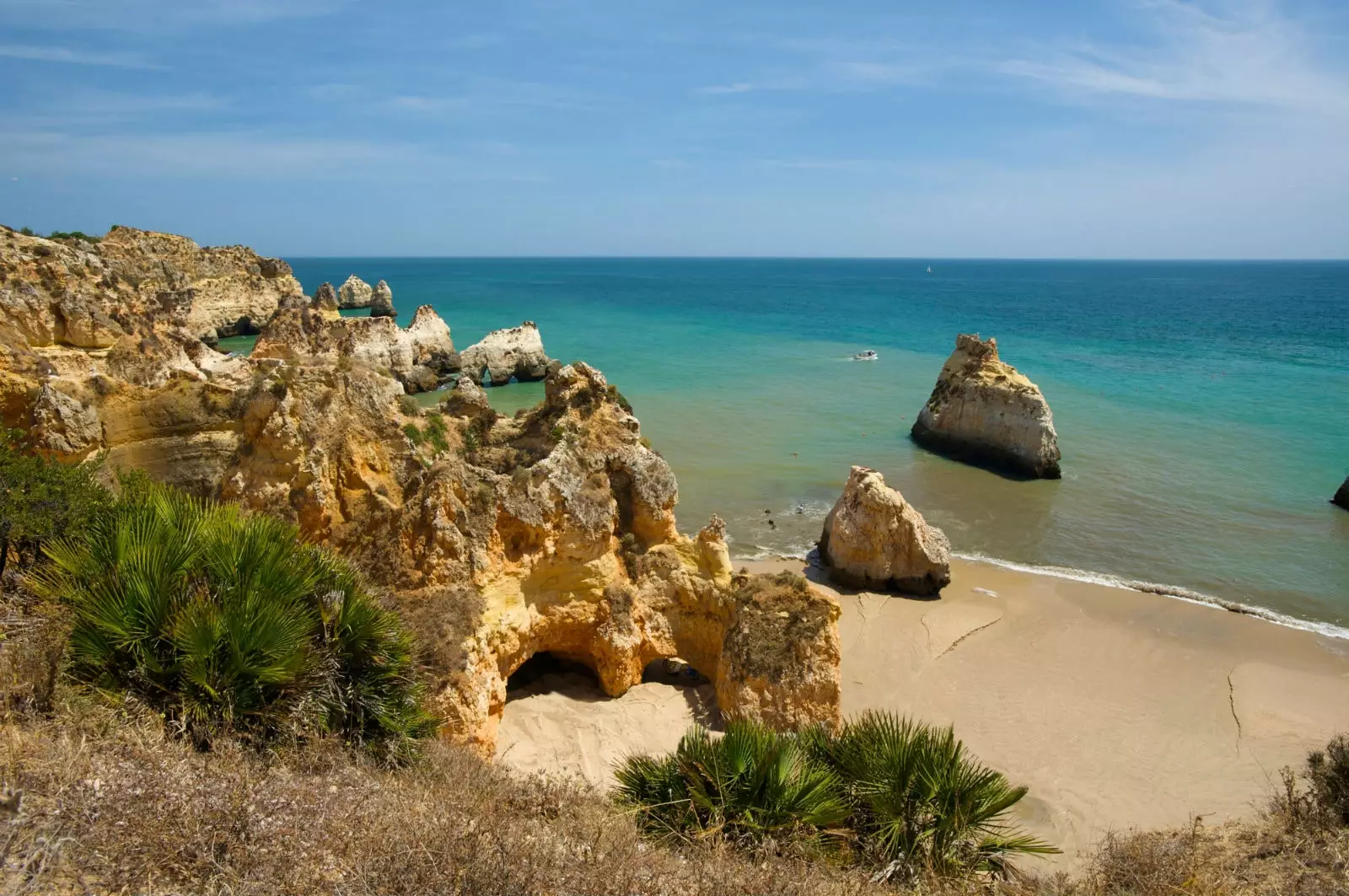 Praia dos Tres Irmaos in Alvor.