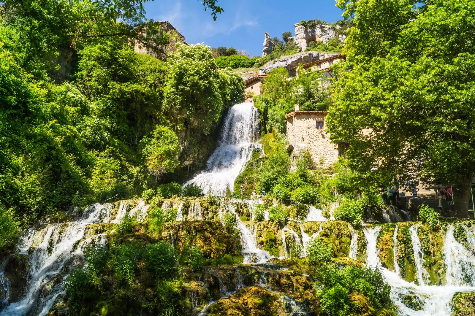 ما زیباترین شهر را در Burgos Orbaneja del Castillo پیدا کرده ایم