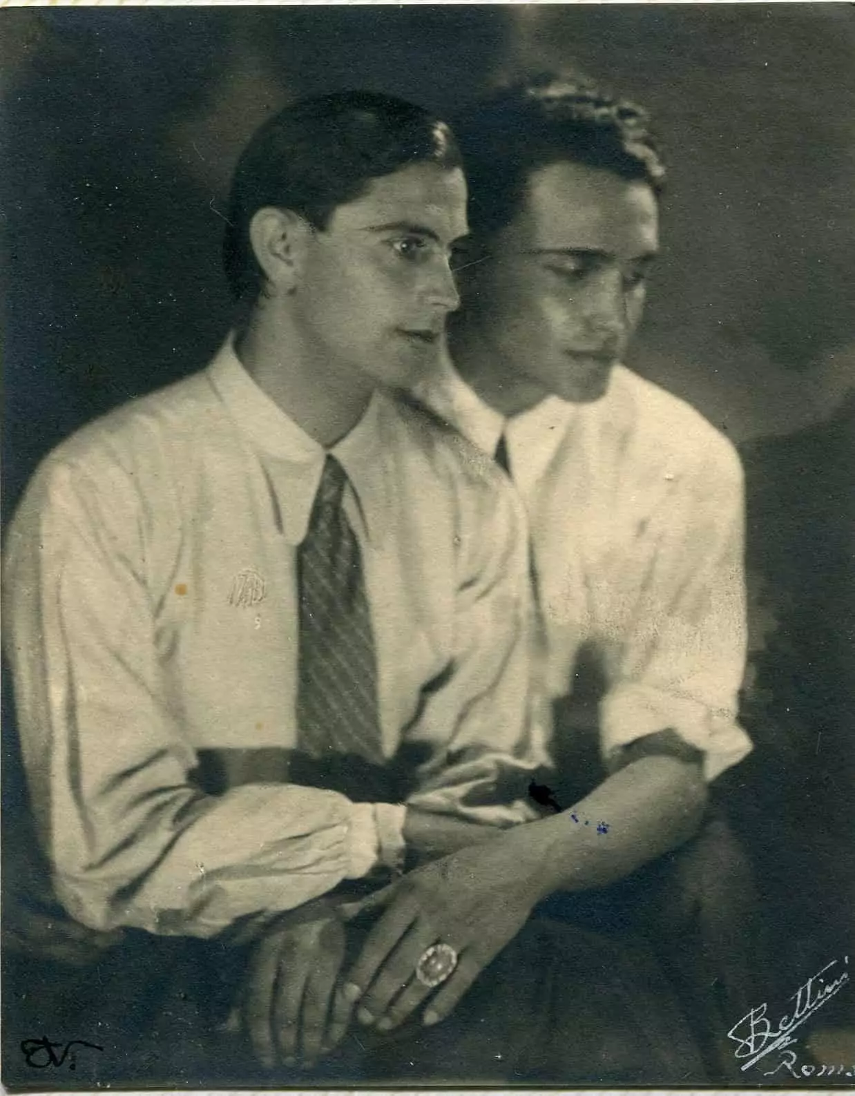 Le peintre Gregorio Prieto avec un ami dans les années 1920