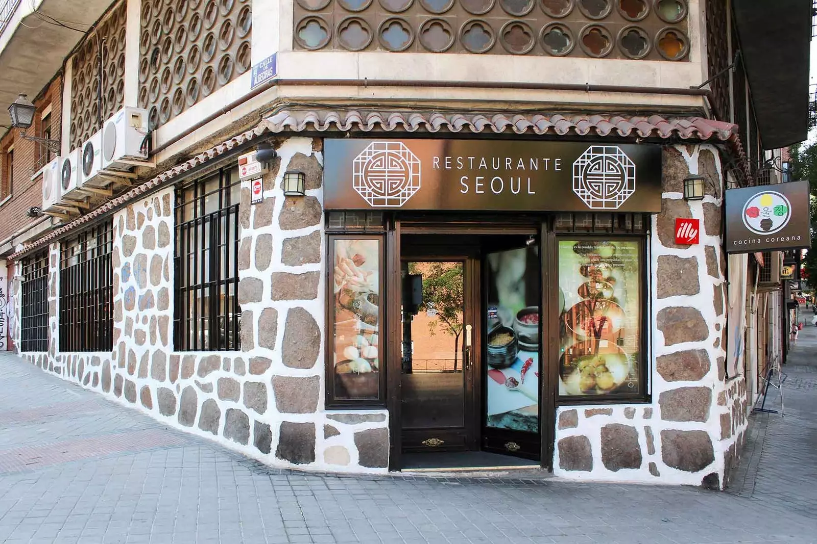 SEOUL Restoran elagu Korea köök